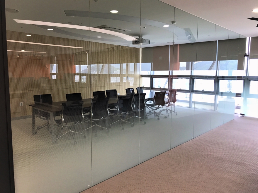 office meeting room
